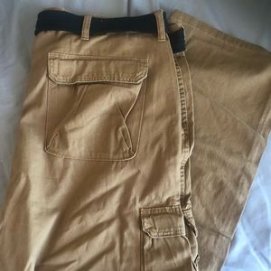 NWT Wrangler Cargo. 42x30
